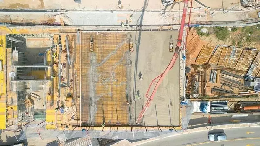 Imagen del sospechoso Cole Tomas Allen detenido por el FBI