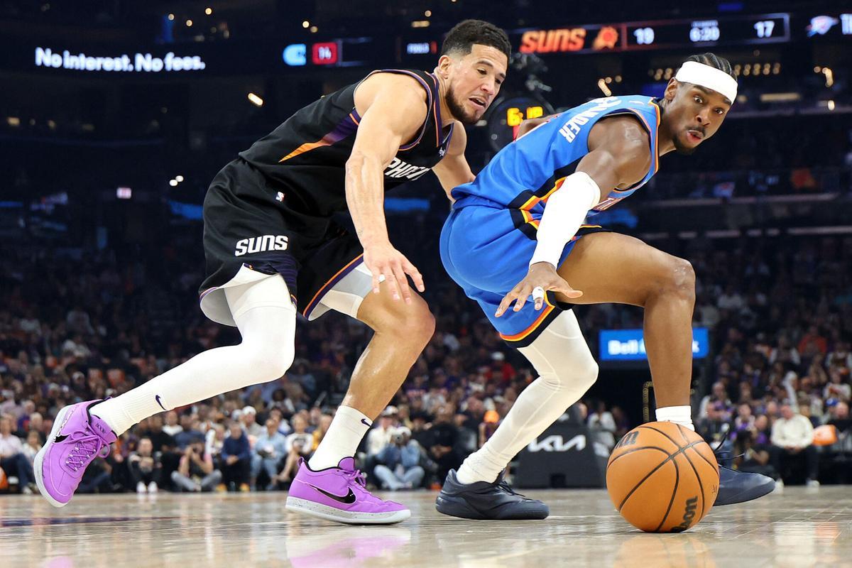Thunder celebrando la victoria 131-122 contra los Suns