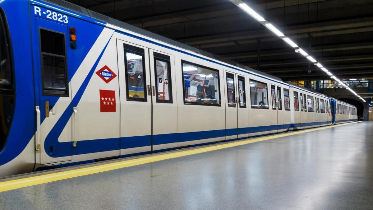 Metro de Madrid aceptará tarjetas bancarias en todas sus estaciones a partir de junio 2026