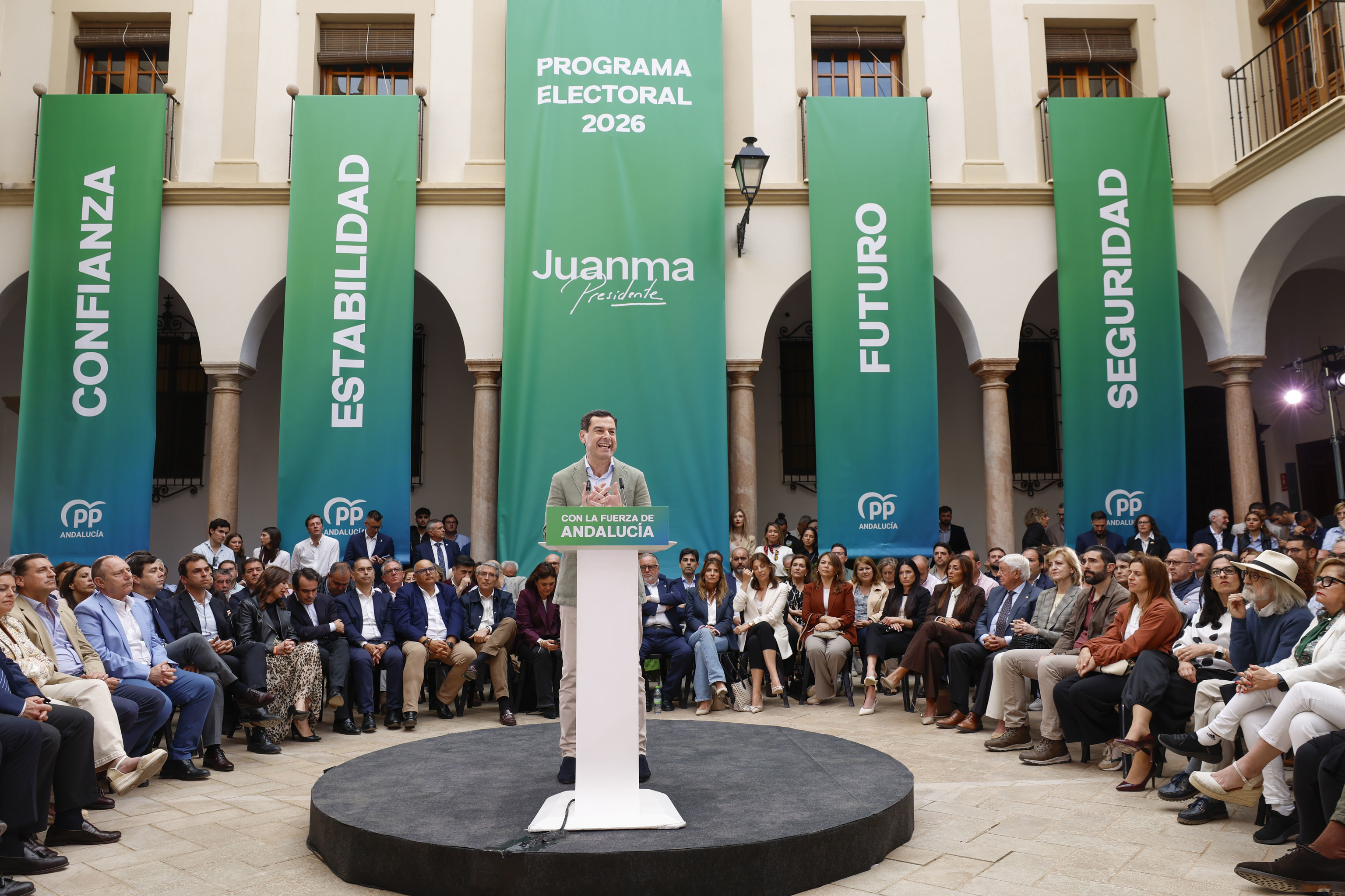 Juanma Moreno se salva de la exclusión de Ciudadanos en 2019