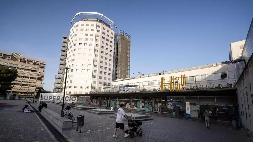 Illa pide respeto a los Mossos y plantea despliegue en aulas
