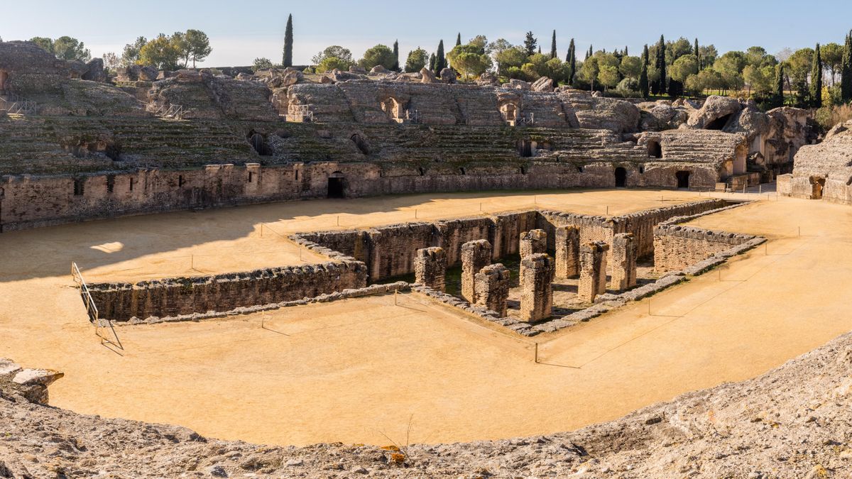 Itálica, la ciudad romana que puedes recorrer a pie