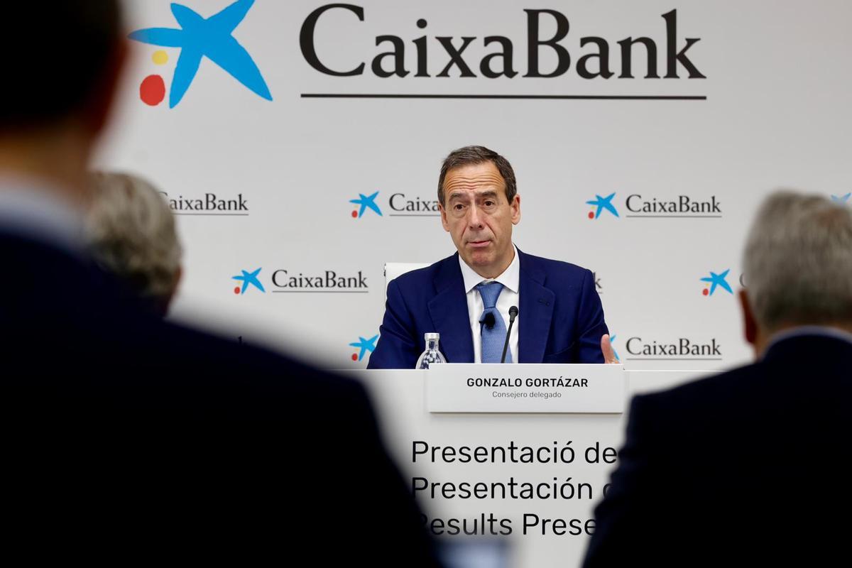CaixaBank defiende la inmigración y destaca resultados con beneficio neto de 1,572 mil millones