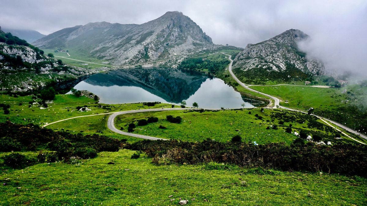 Tres rutas de senderismo para celebrar el Día de la Madre