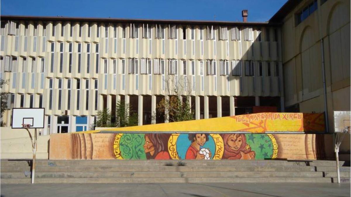 El Govern de Catalunya propone enviar Mossos d'Esquadra a los colegios y la oposición se opone