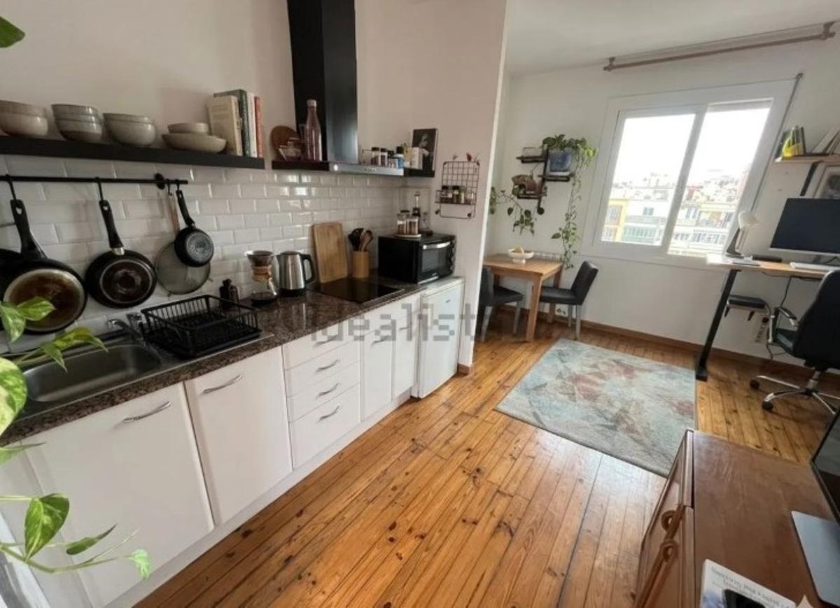 Ático de 37 m² con terraza en la Dreta de l'Eixample