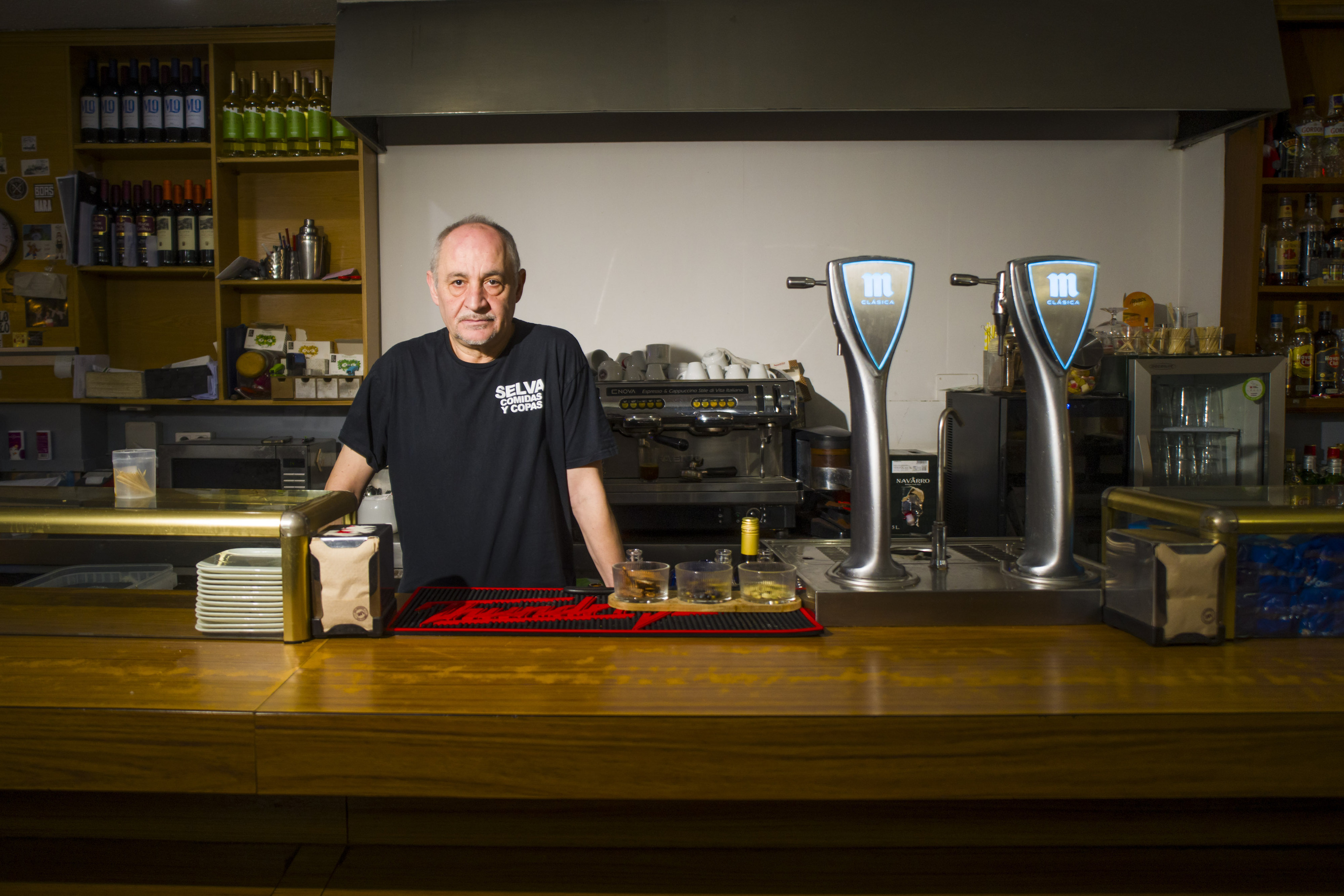 La Selva, el bar que mantiene el menú de vino y Casera en la Gran Vía