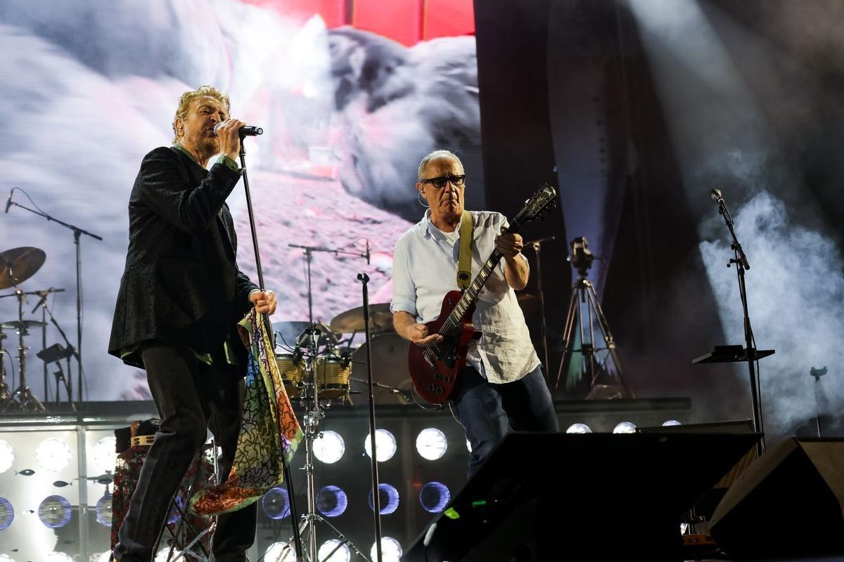 Manolo García y Quimi Portet en el Estadi Olímpic durante el anuncio del concierto