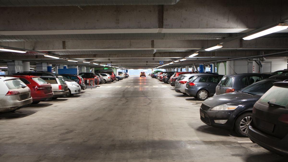 Multa coche sin seguro: la obligación de asegurar el vehículo aunque esté guardado