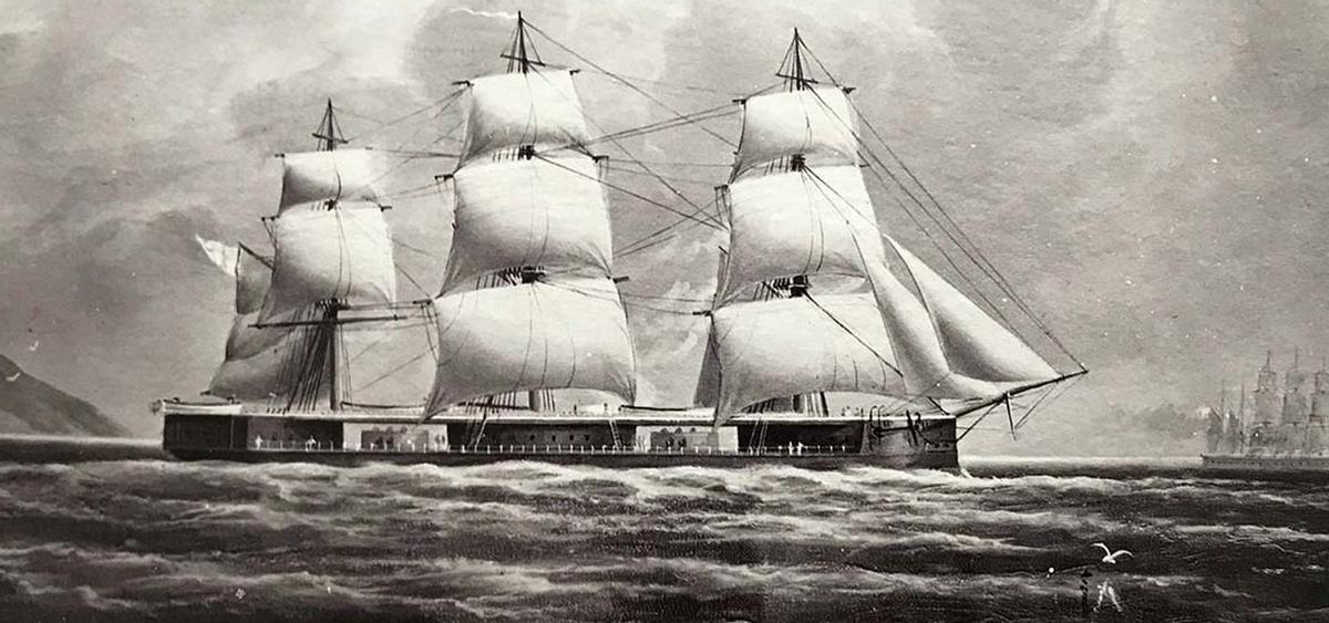 Restos del HMS Captain bajo el agua frente a la costa de Fisterra, Galicia.