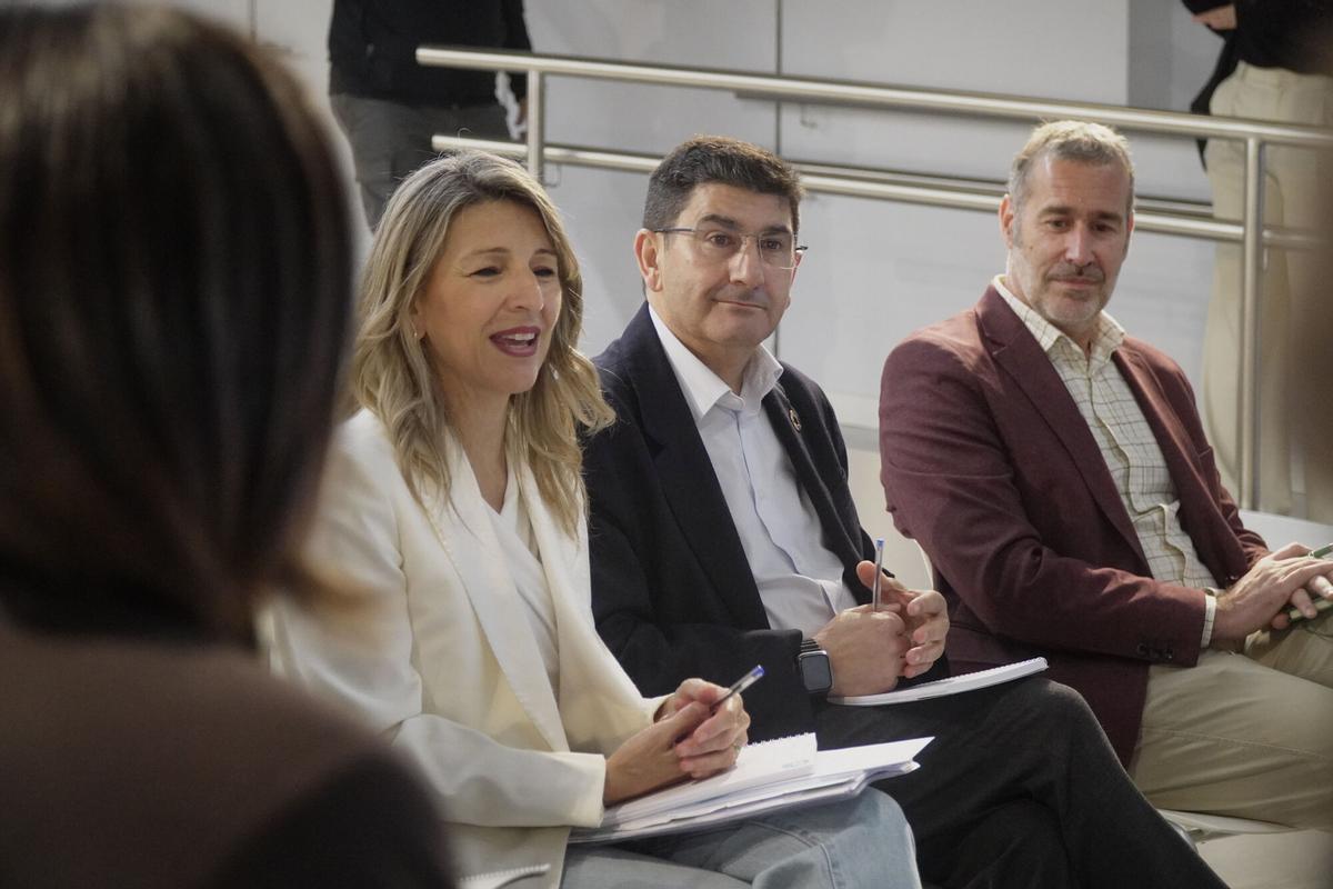 Yolanda Díaz enfrenta al ministro de Economía en A Coruña y defiende la Ley de Economía Social
