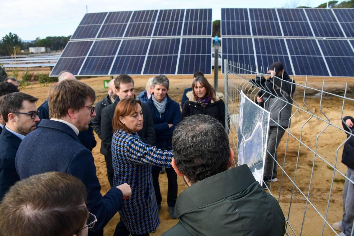 Catalunya registra solo el 20 % de electricidad renovable y lanza nuevo parque fotovoltaico en Vidreres