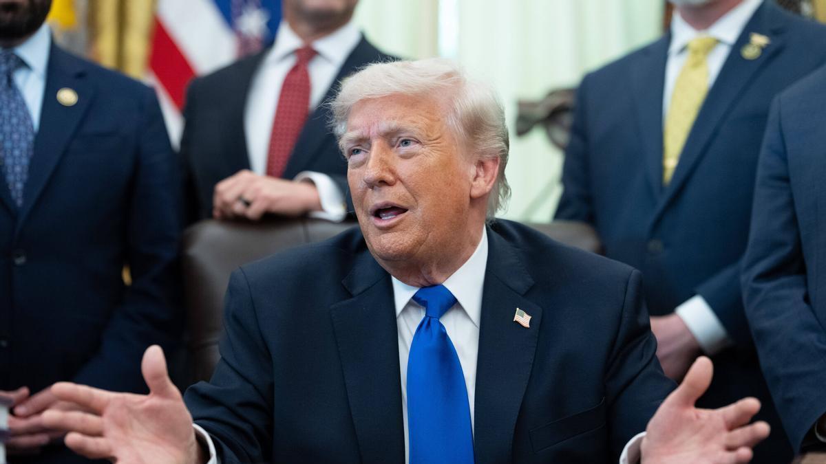 Trump popularidad baja: menos del 40 % de aprobación a seis meses de las elecciones de medio mandato