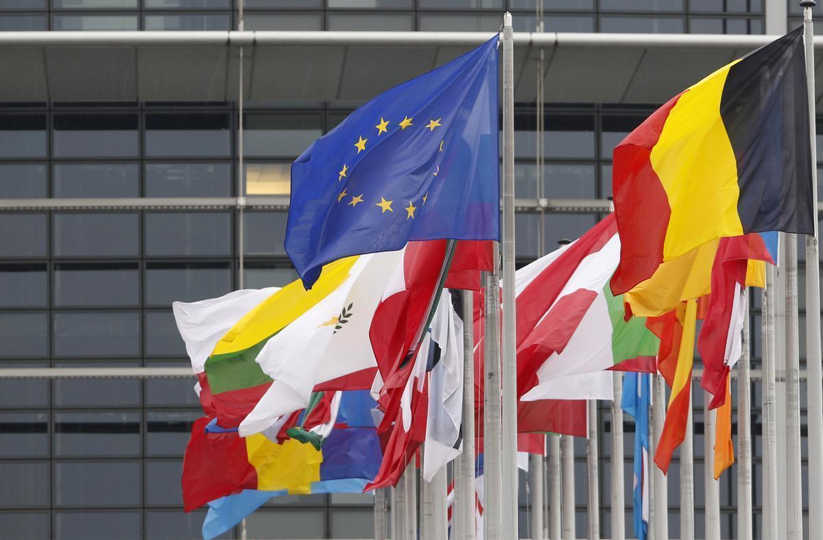 Encuesta CEO muestra que el 58 % de los catalanes se consideran muy europeístas
