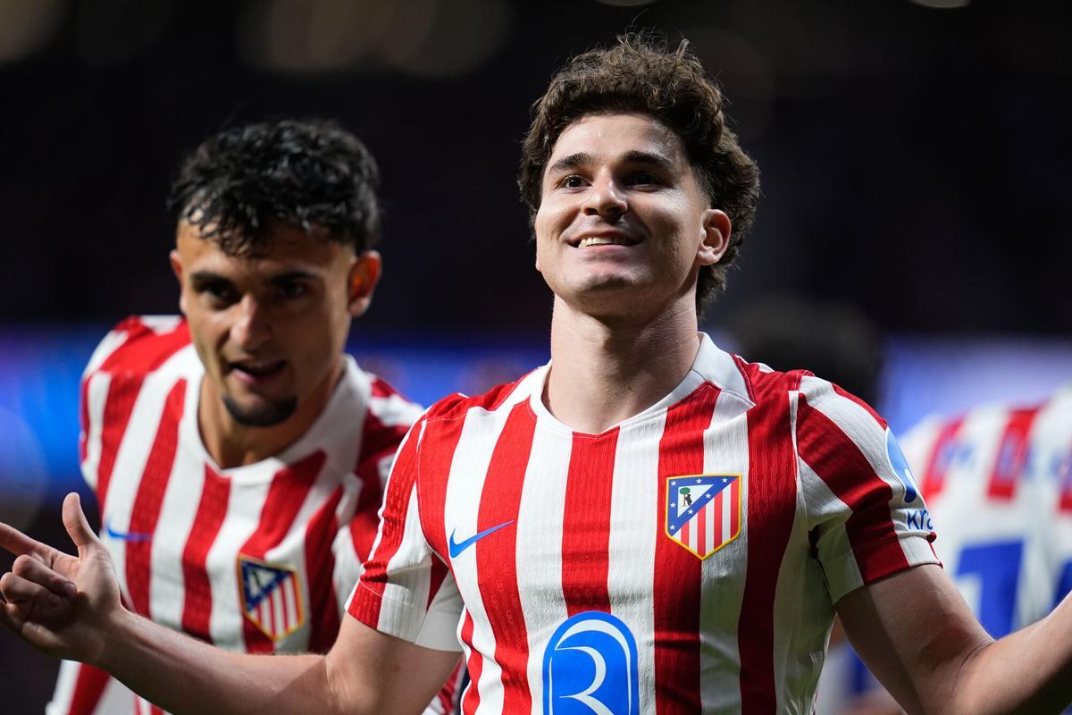 Álvarez lidera al Atlético en la lucha por la final de Champions