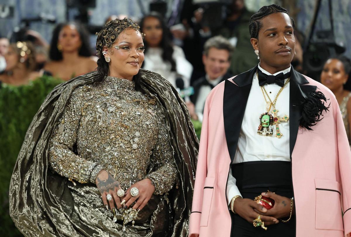 Detalle del vestido escultural de Rihanna en la Met Gala 2026