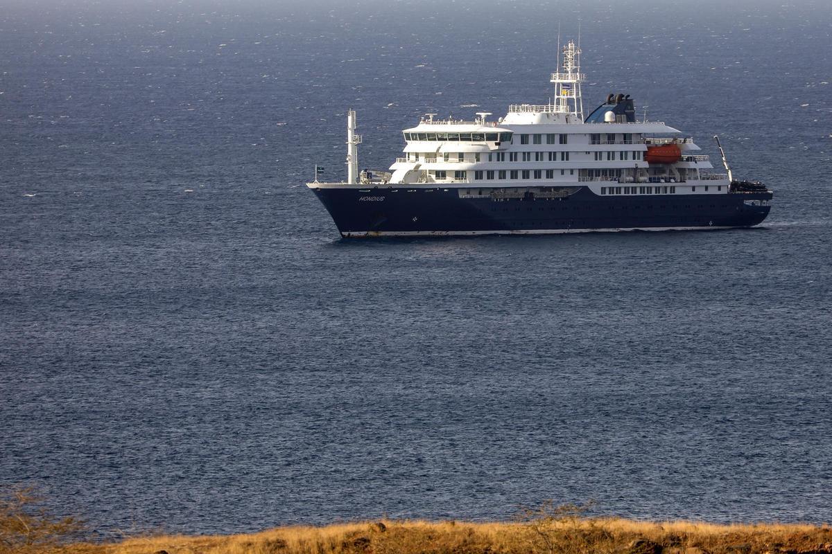 Sanidad niega decisión sobre escala del crucero MV Hondius con foco de hantavirus en Canarias