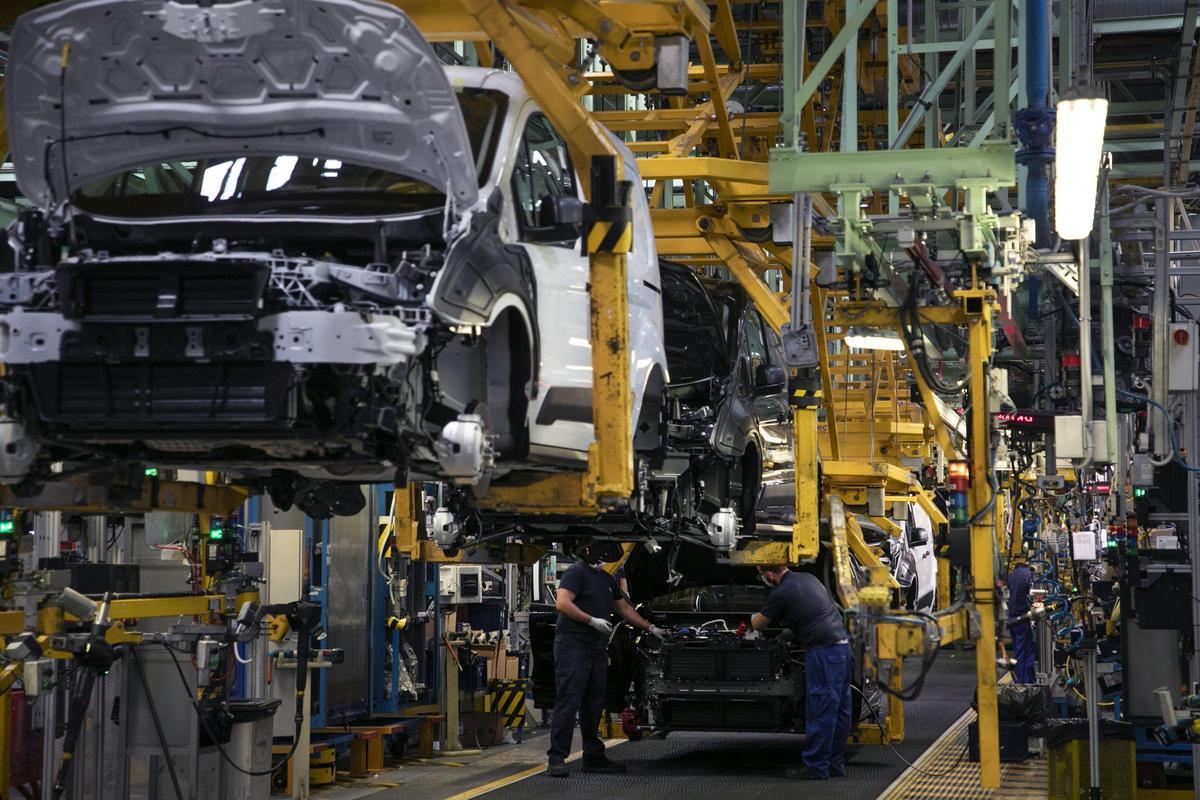 Geely compra la nave Body 3 de la fábrica de Ford en Almussafes