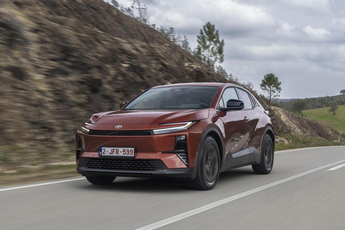 Ventas de coches eléctricos en abril 2026: 24.961 matriculaciones y los 5 modelos líderes