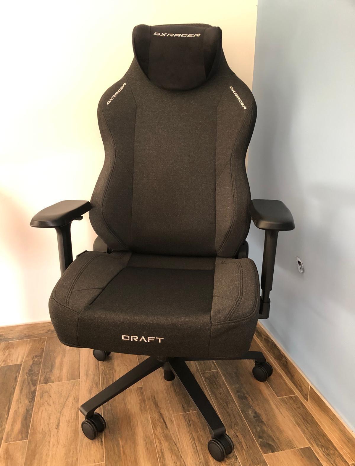DXRacer Craft L, silla ergonómica de diseño sobrio y respaldo alto