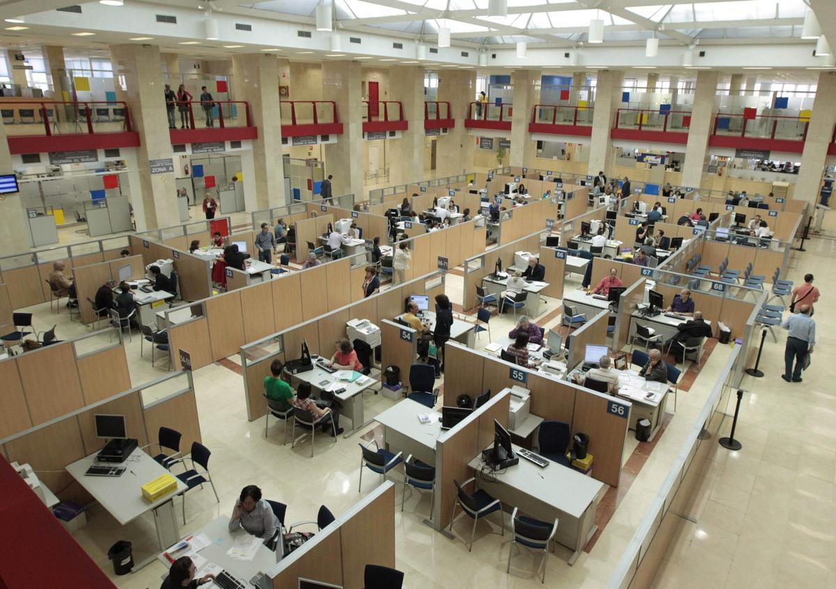 Oferta de Empleo Público 2026: 27.232 plazas aprobadas, pero solo 6.200 son netas