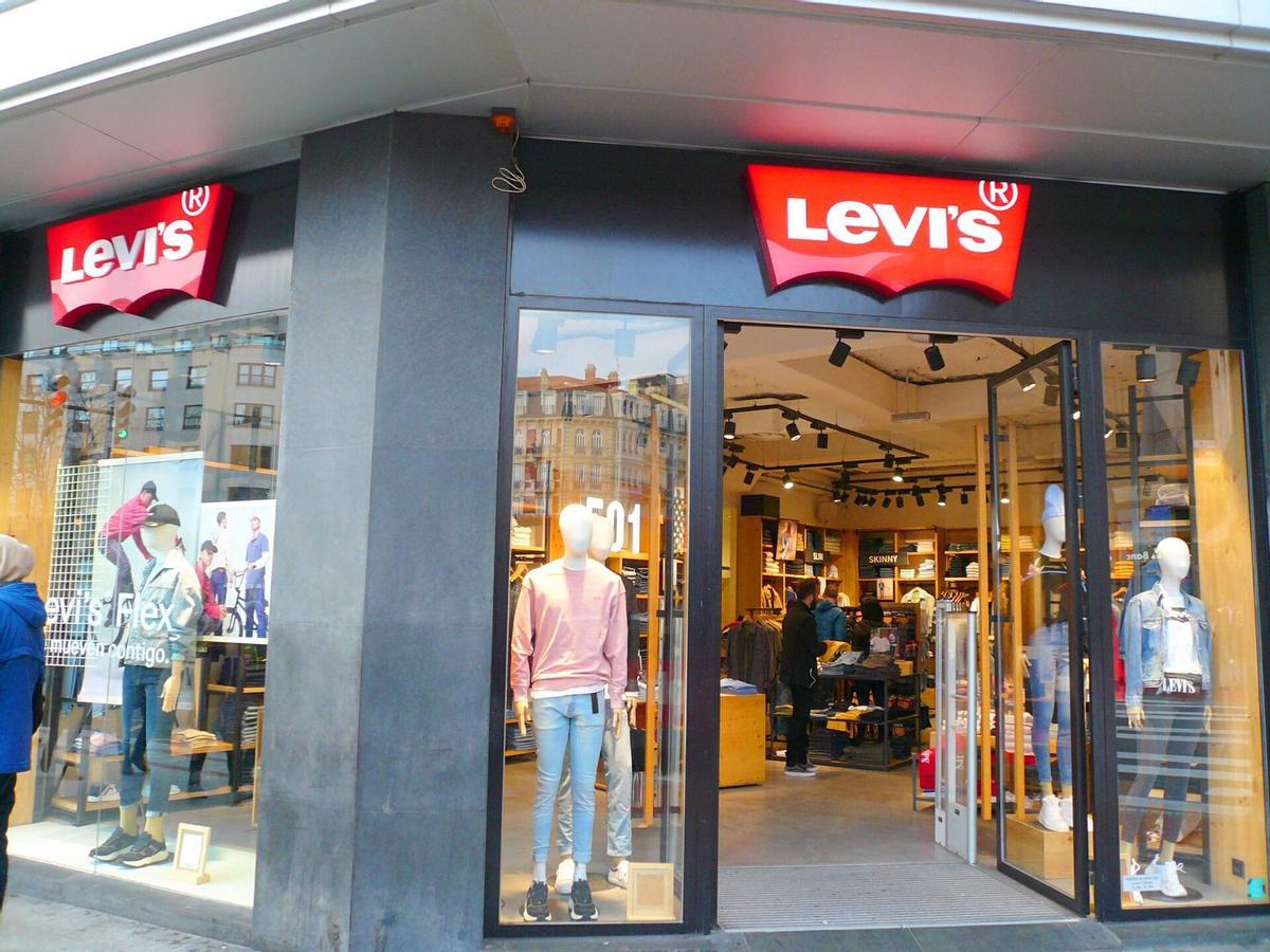 Levi's abre tienda insignia de 250 m² en el Portal de l'Àngel de Barcelona