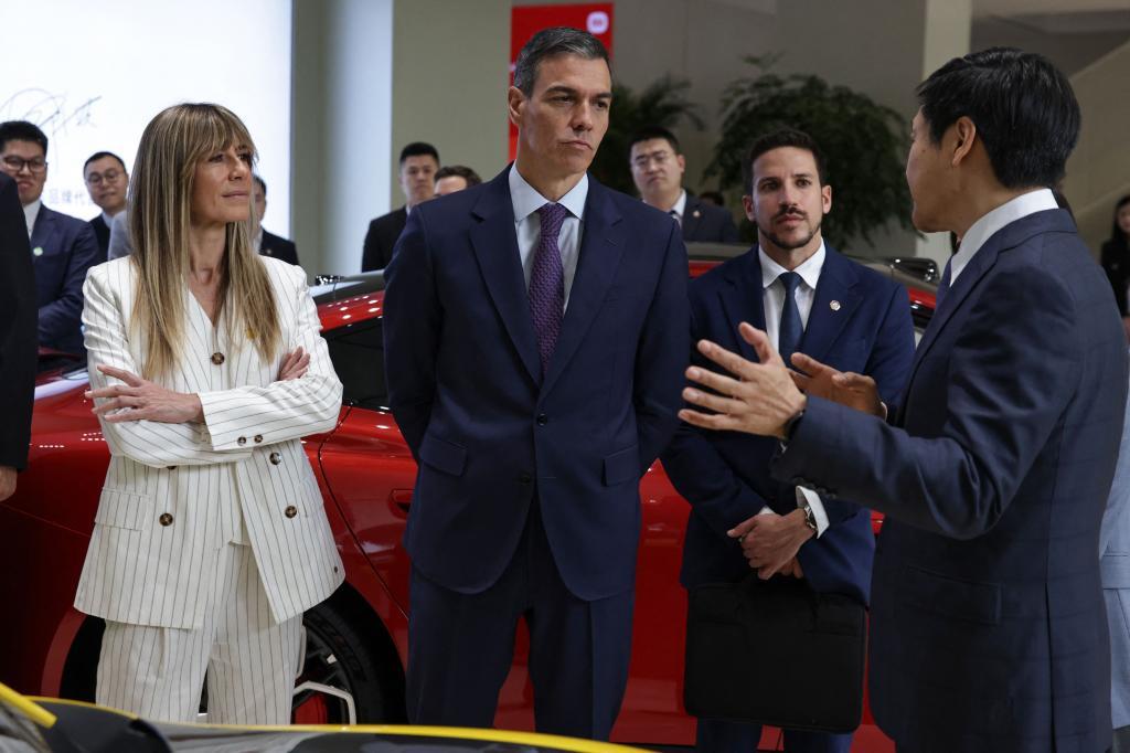 Juez Peinado rechaza archivo y mantiene juicio por jurado contra Begoña Gómez