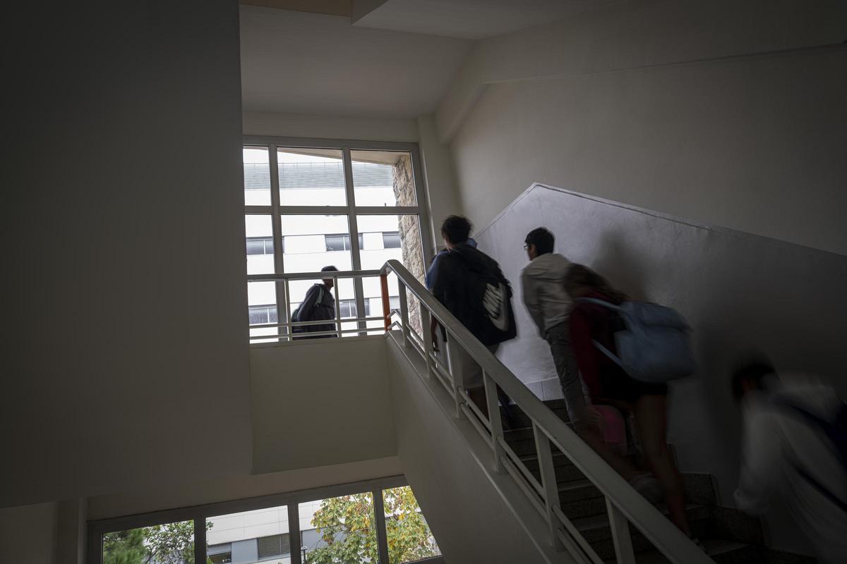 Niubó confirma que solo 7 de 14 centros mantienen el piloto de Mossos en escuelas