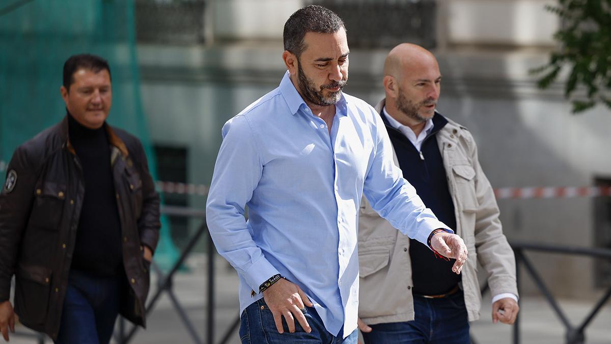 Vox expulsa a Víctor de Aldama por radicalismo y presunta corrupción del PSOE