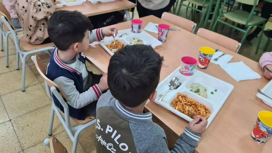 Manifestación de trabajadoras de escuelas bressol en Barcelona exige mejoras salariales y laborales