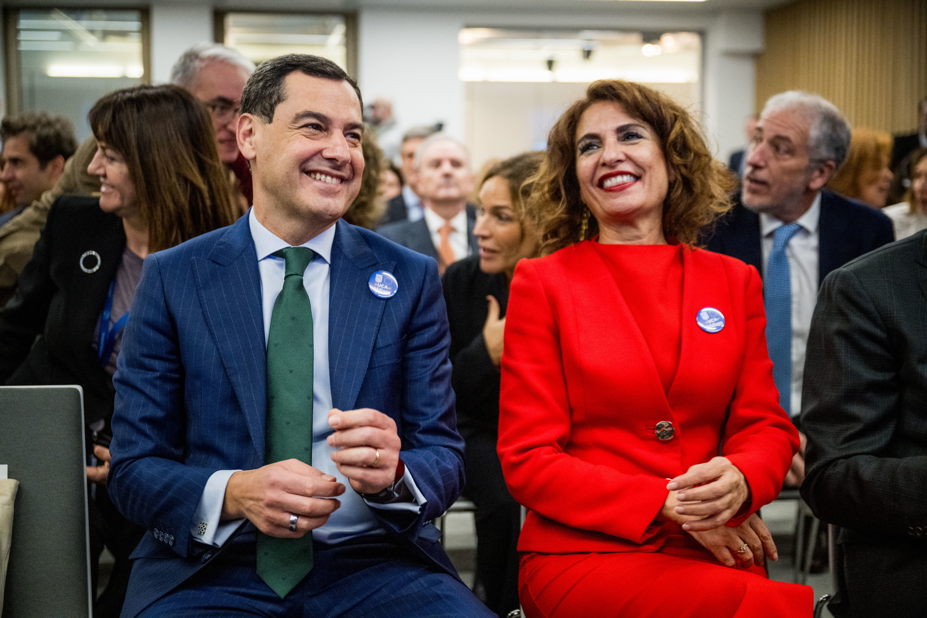 Sanidad en juego: Moreno y Montero se enfrentan en la campaña andaluza