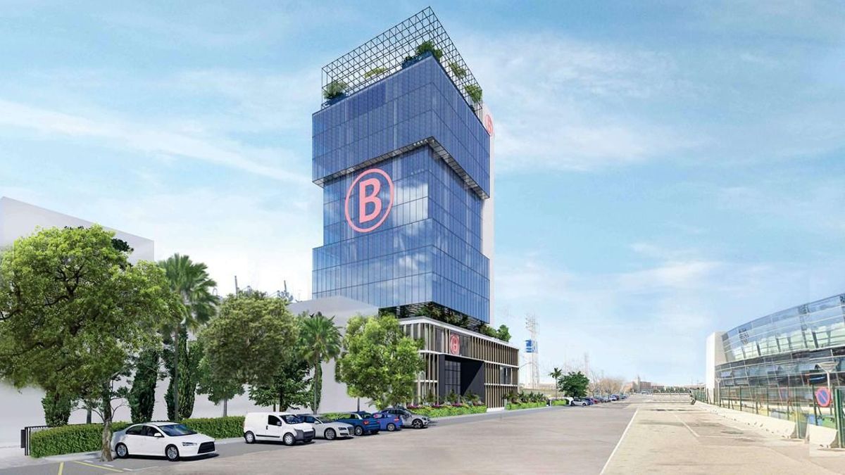 Edificio Boluda Valencia detenido por falta de licencia: el Ayuntamiento ordena paralizar la obra