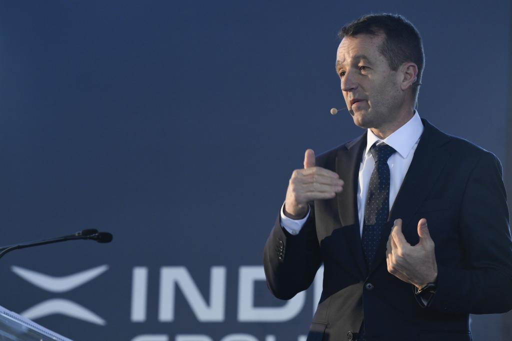 Indra adquisición EM&E: la empresa apunta a comprar el 100 % del capital