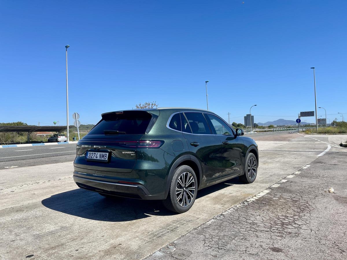 Geely Starray EM‑i híbrido enchufable mostrando su diseño exterior
