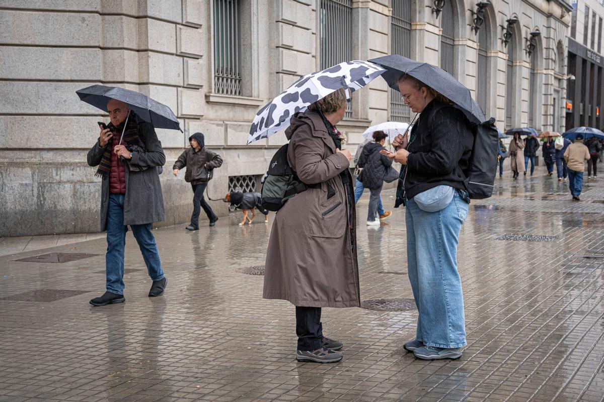 Meteocat advierte lluvias intensas y tormentas en Catalunya este fin de semana