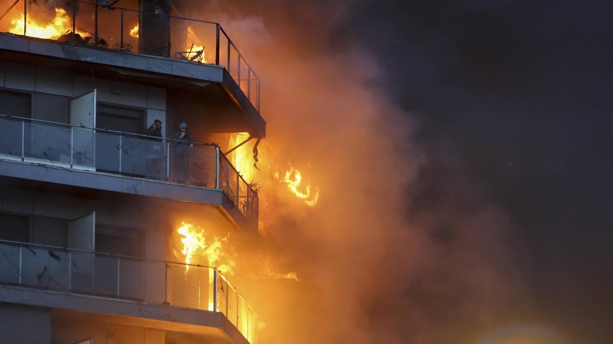 Incendio de Campanar: Juez rechaza reabrir la causa y familias preparan recurso