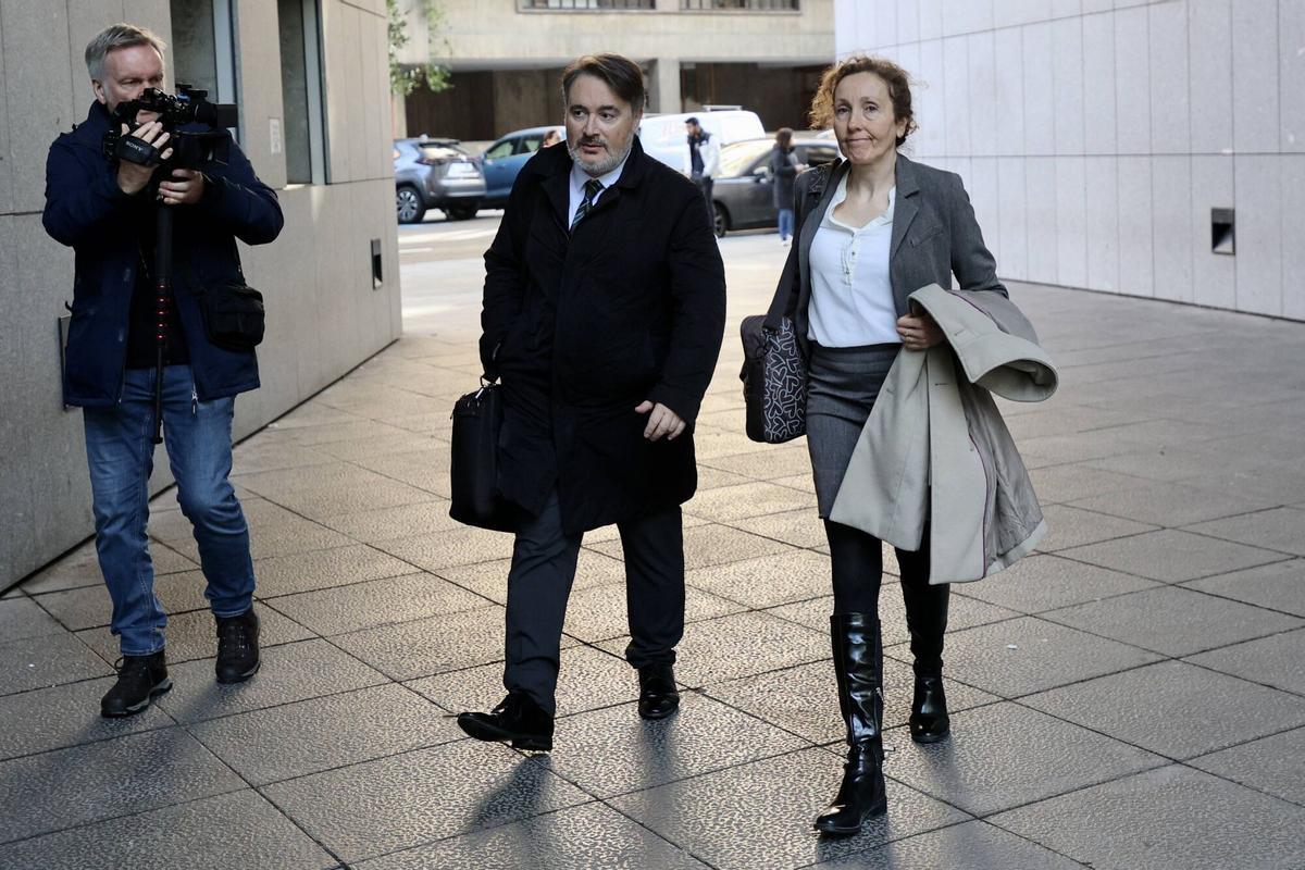 Casa de los horrores de Oviedo: padres en prisión preventiva mientras aguardan sentencia