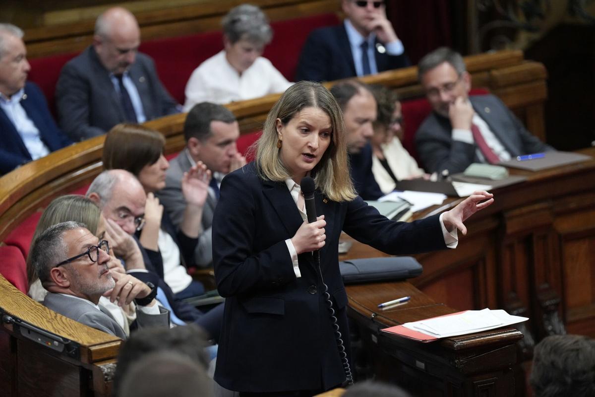 Catalunya suspende la licitación de prestaciones a extutelados: la gestión pasa a ser semiautomática