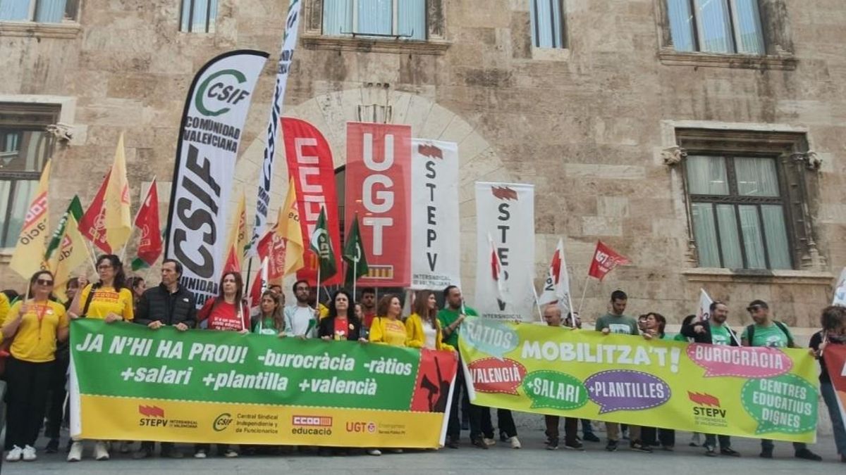 Huelga docente indefinida en Madrid y Valencia paraliza la educación