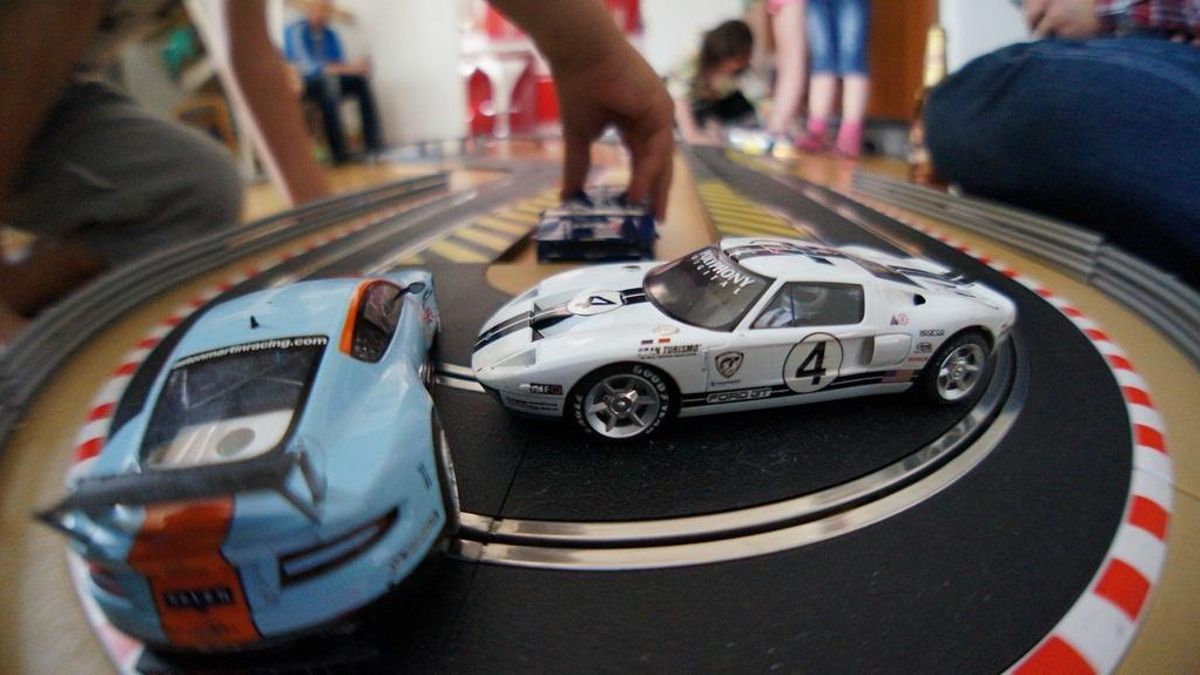 Speed Rivals lleva el Scalextric al mundo digital: el nuevo simulador de slot racing de los hermanos Baño