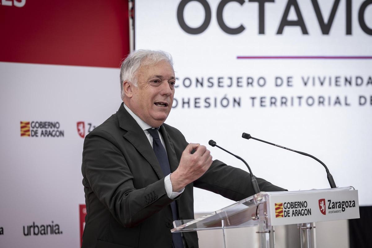 Ceremonia de colocación de la primera piedra de la promoción de 640 viviendas en Miralbueno y Rosales del Canal