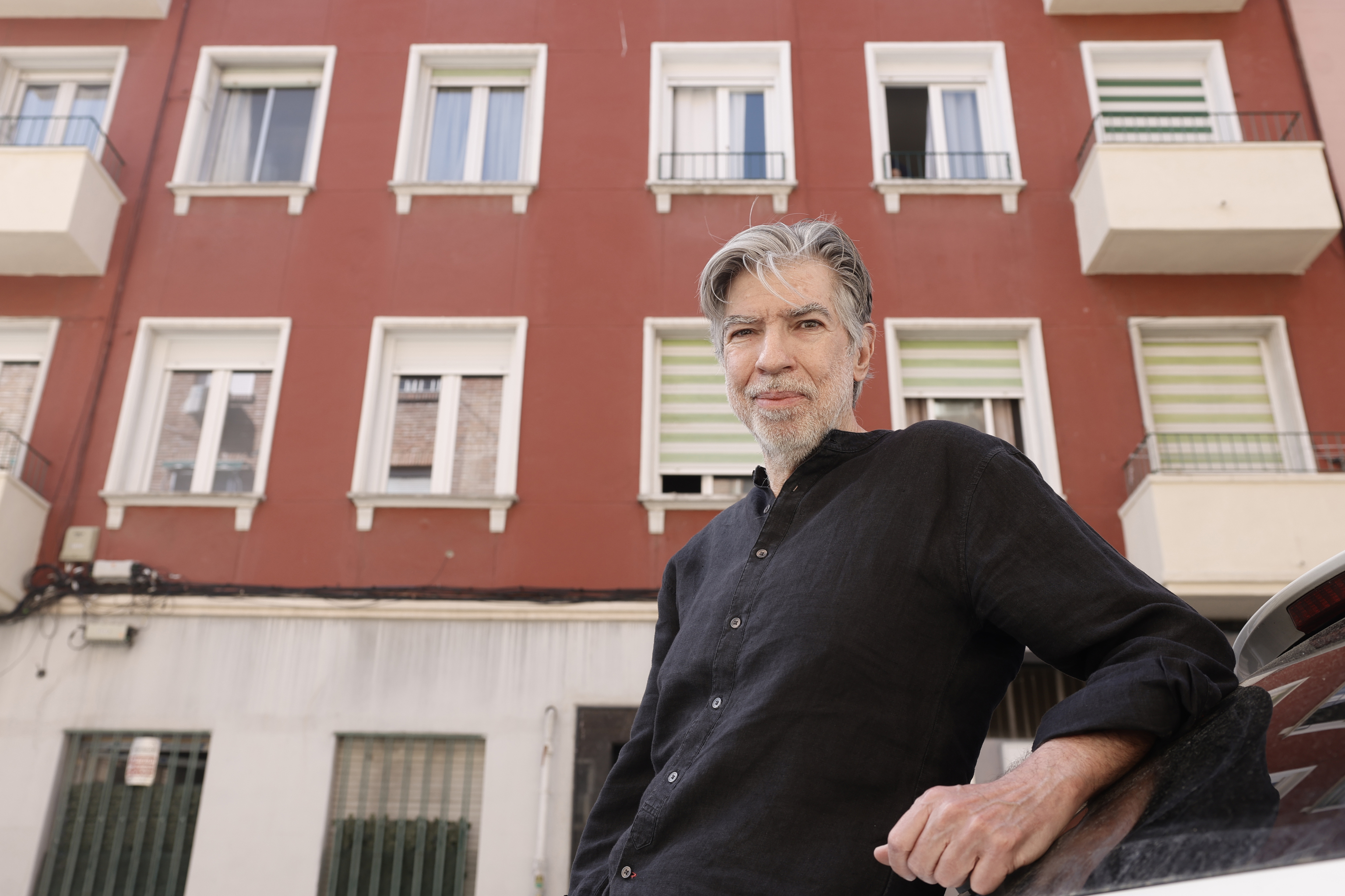 Portada de la novela 'Querer o no querer' de Manuel Valdivia