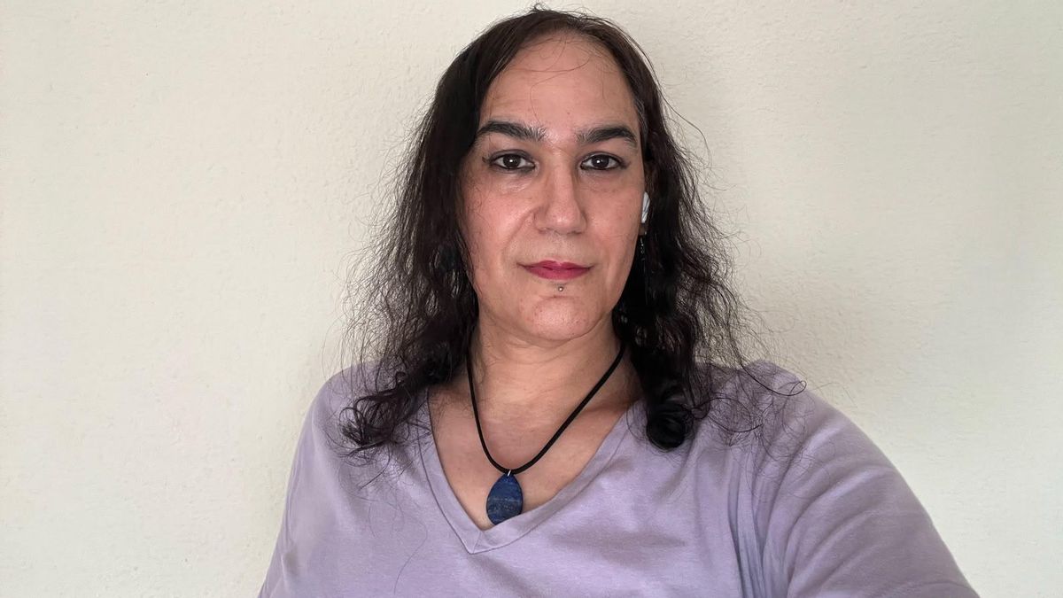 Mujer trans no podrá votar con su identidad el 17M por error en la tarjeta censal