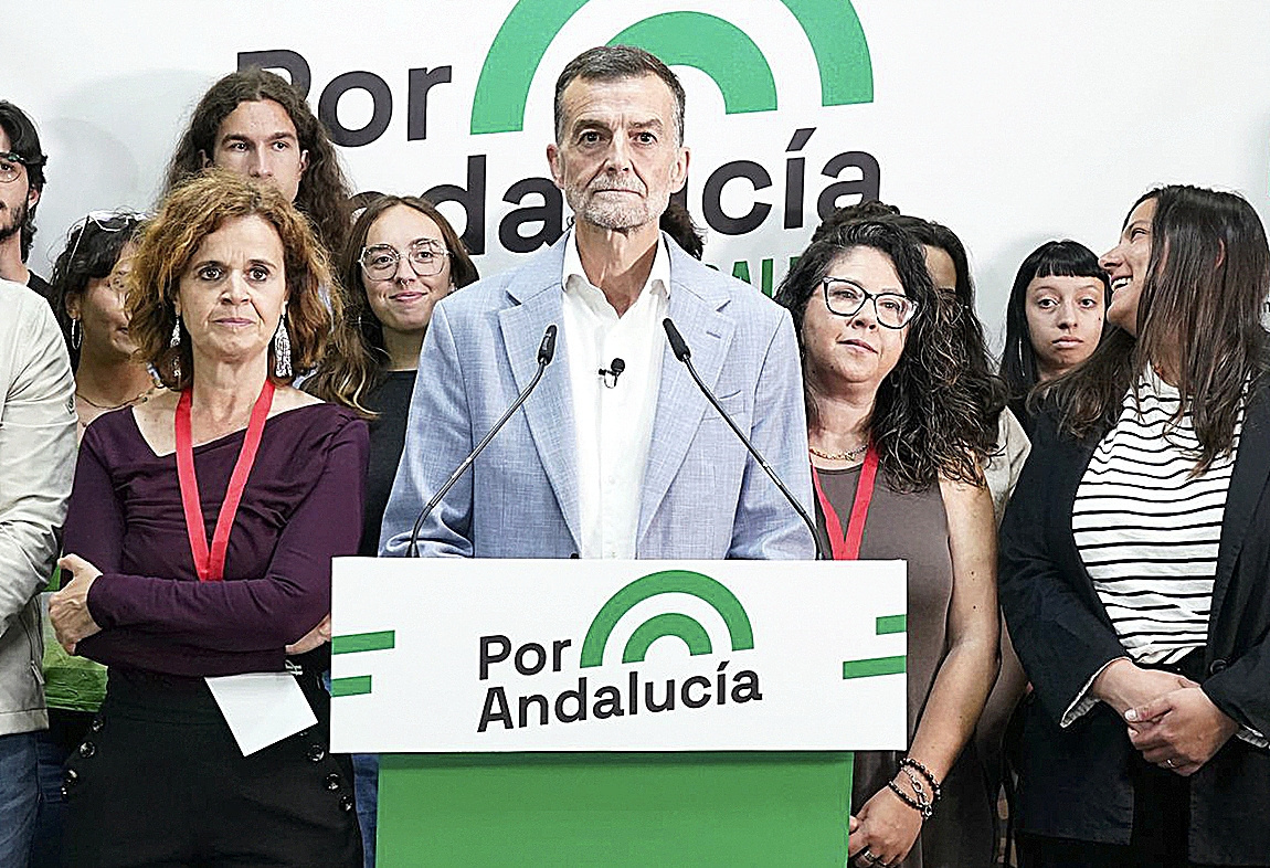Foto de la campaña de Adelante Andalucía en una manifestación en Sevilla