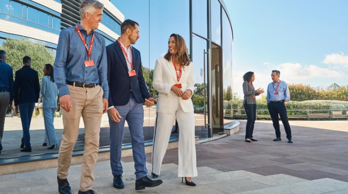 Tabla del ranking FT Executive Education 2026 con posiciones de escuelas españolas