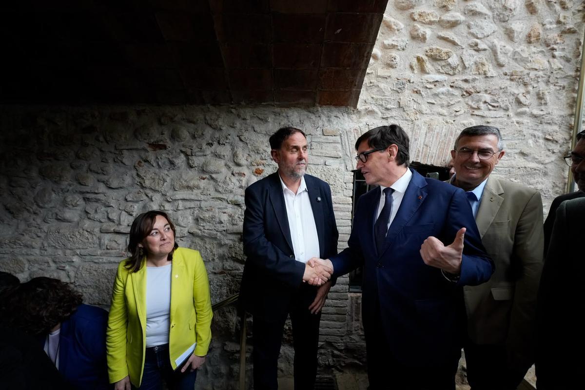 Firma del acuerdo presupuestario entre Illa y Junqueras en el Cava Centre de Sant Sadurní d'Anoia