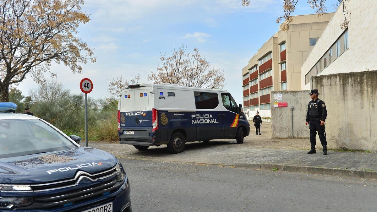 Juez de Plasencia sobreseía a cuatro Hilarios y acusa a seis Loletes por el tiroteo que mató a una niña