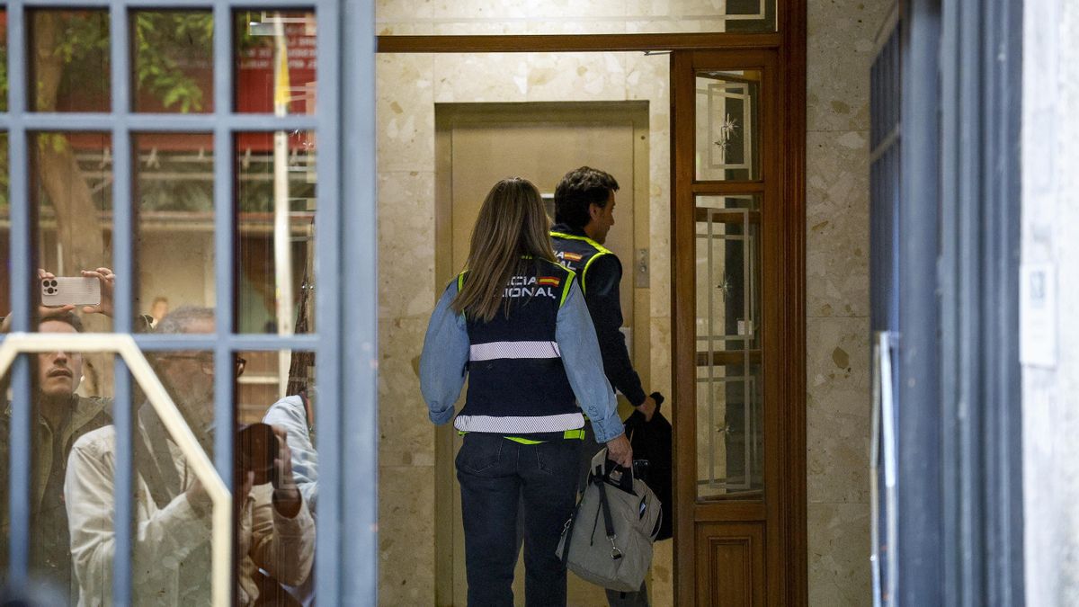 Zapatero bajo investigación judicial: el juez Calama lo nombra núcleo decisor de una trama societaria