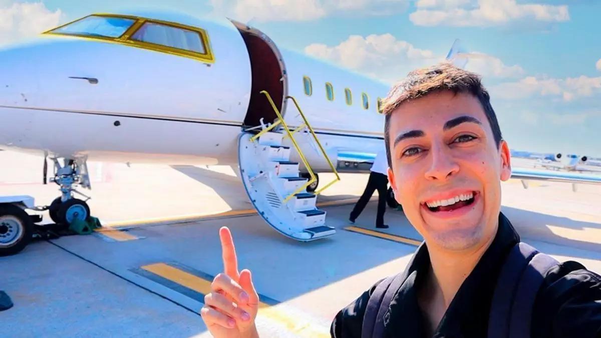 Nil Ojeda sufre dolor agudo en vuelo a Cusco: la crisis que paralizó al youtuber