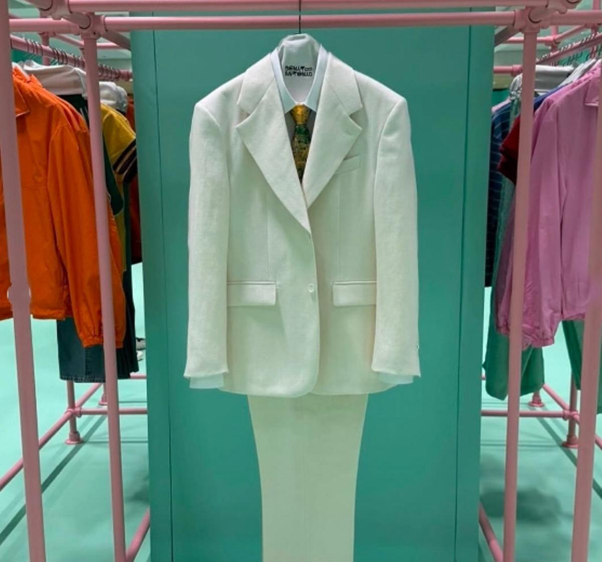 Presentación de la colección 'Benito Antonio' de Bad Bunny y Zara en Plaza Las Américas, San Juan